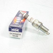Bougie d'allumage NGK pour