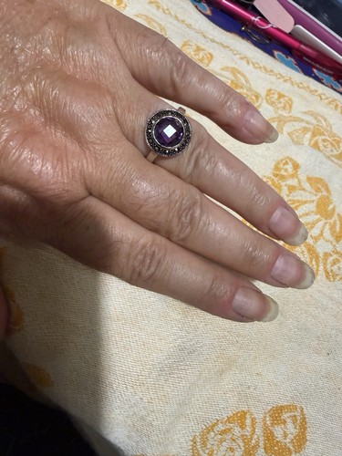 Très jolie bague argent - jolie,