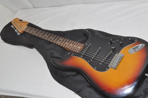 Guitare électrique fernandes - électrique,