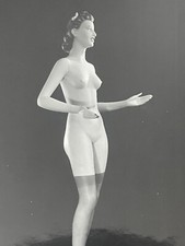 Rare photo originale vintage mannequin Siegel Stockman curiosa nu féminin fetish