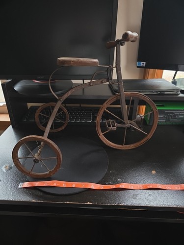 Tricycle wood and - wood,