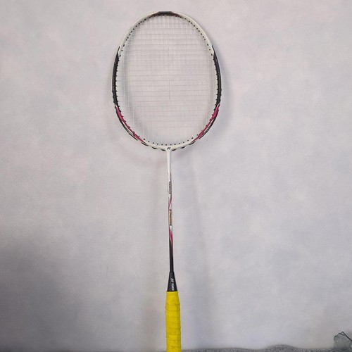 605 yonex voltric i force - 605-7-1,
