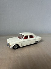 Dinky Toys Peugeot 304 Voiture Miniature - Blanc (1428)