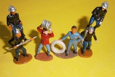 LOT DE 6 PERSONNAGES  STARLUX