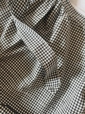 VINTAGE FRENCH COTTON WORK WEAR - WHITE & BLACK VICHY APRON - LACE & EMBROIDERY