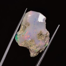 16,05 Ct 100% Naturel OPAL