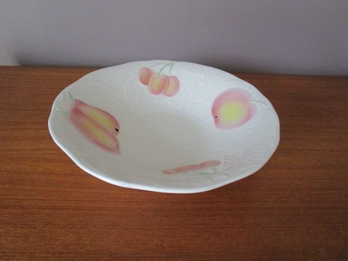 Plat rond creux barbotine - en,