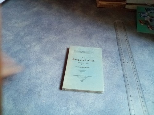 Bhagavad gita shri - la,