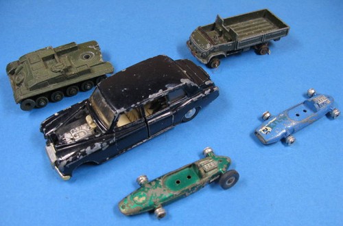 Dinky toys lot - lot, véhicules