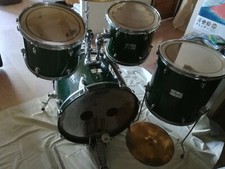 Batterie Acoustique de marque PEARL Série S peaux TOM REMO 