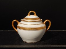 Ancienne Sucrier En Porcelaine