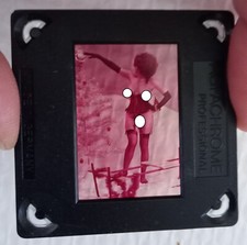 X04 Diapo AGFACHROME Photo originale circa 1970 TBE modèle féminin nu artistique