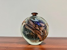 Vase plat soliflore signé Michele Luzoro. Biot, Novaro.