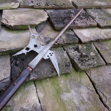 ARME D'HAST Médiévale  HALLEBARDE DE GUERRE  SUISSE ALLEMAGNE  16em SIECLE