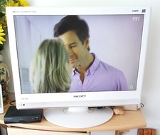 Téléviseur LCD Scott 22'' TVX 220 avec adaptateur TNT