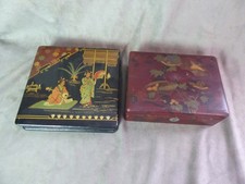 DEUX BOÎTES ANCIENNES, Extrême-Orient.