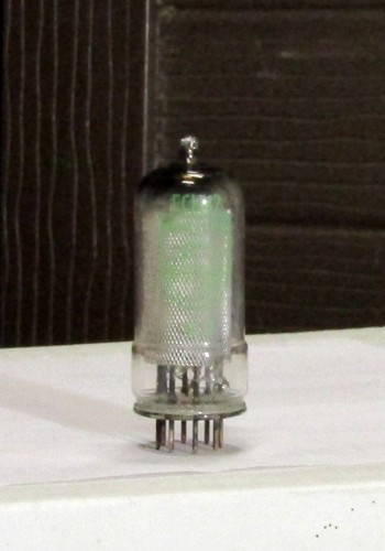 Tube électronique - tube,