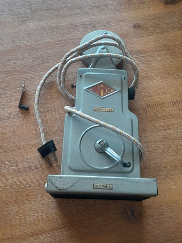 Projecteur 8mm wamoo années - projecteur,