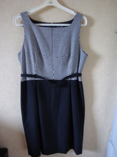 Robe sans manches caroll - robe,