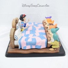 Grande figurine scène - , a