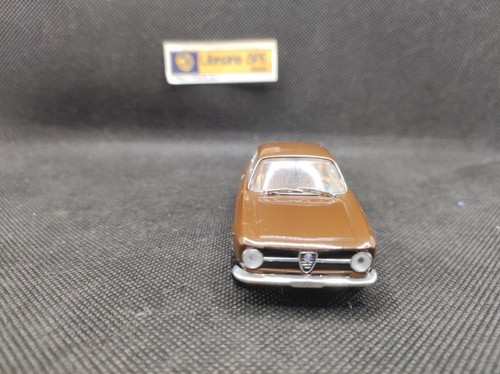 Alfa romeo 1300 - ▄▀▄,