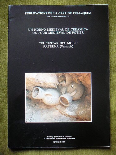 Four medieval potier - ,