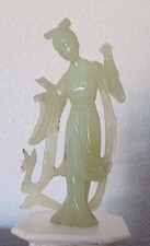 STATUE CHINOISE en pierre dure. SERPENTINE. Guanyin.