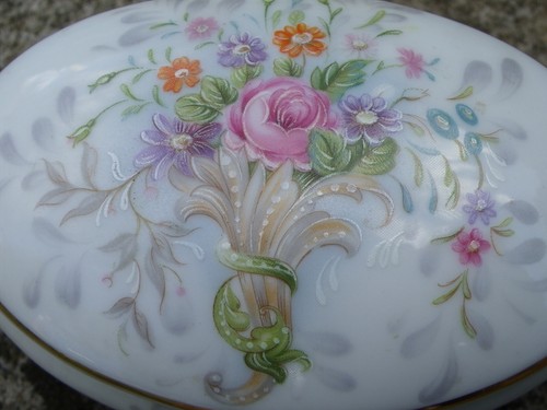 Bonbonnière porcelaine de - en,