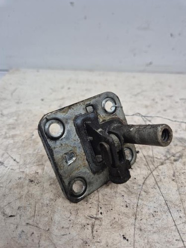 Serrure capot mercedes 230 - serrure,