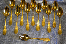 12 cuillères à moka argent