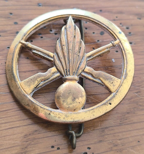 Insigne militaire doré - doré, pour