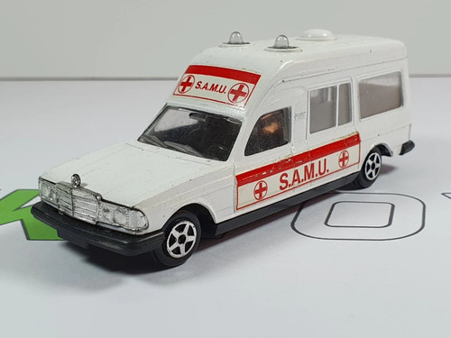 Mercedes ambulance samu - ambulance,