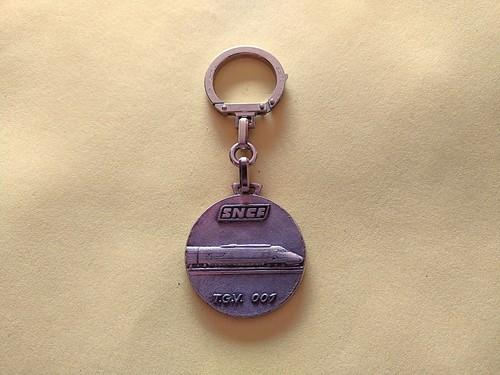 Ancien porte clés - porte, fia