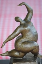 Femme Nue , Bronze Patiné sur colonne marbre, Réédition d'après Milo (1893-1970)