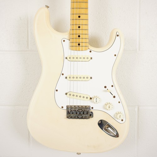 1994 fender japan st72 m - 1994-95,