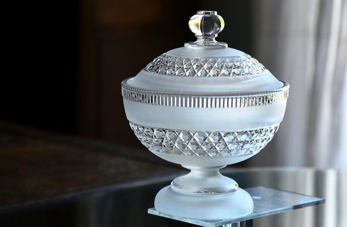 Baccarat sucrier ou - —,