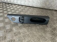 Commande bouton lève vitre