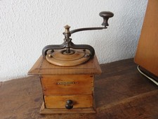 Ancien moulin a café Peugeot