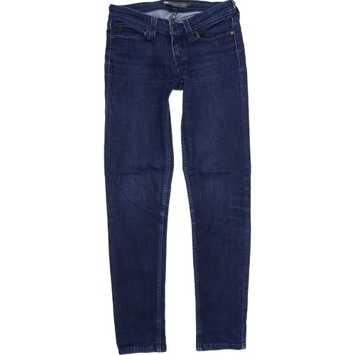 Levi demi curve - levi's,