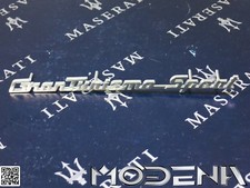 Maserati Granturismo Sport Émblem Inscription Boîte À Gants Tableau De Bord
