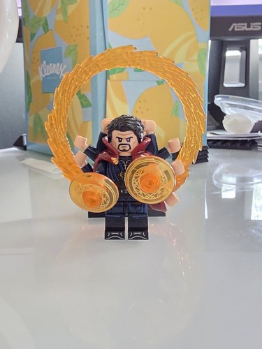 Many arms Magician with portal