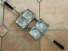 Ancien moule a croque monsieur