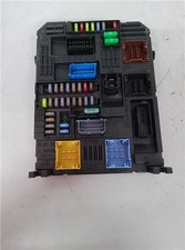 Boîtier Relais Peugeot 5008 2017 15 gt line 15 ltr 96 kw blue hdi fap