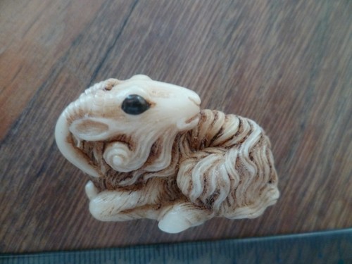 Netsuke broche numerotée - netsuke,