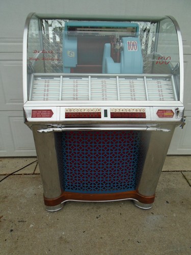 Restored seeburg jukebox - g,