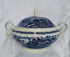 Soupière en faïence anglaise