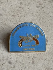 Pin’s 12 ème Bourse Aux Armes Lingolsheim 1992 +