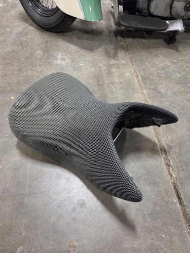 Bmw r1200gsa seat airflow - r1200gsa,
