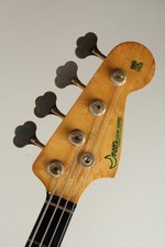 Moon JJ Walnut Jazz Bass EMG