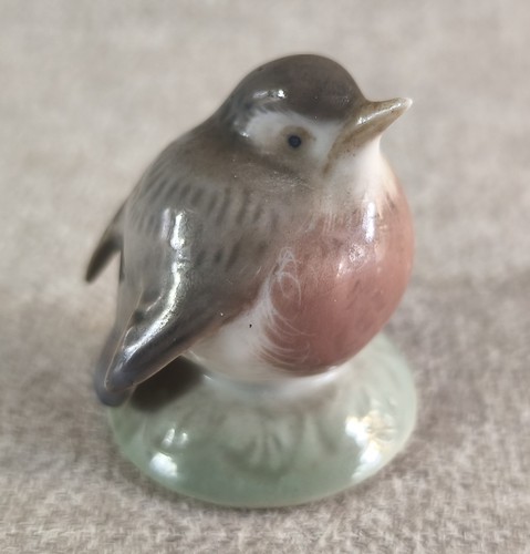 Petite figurine oiseau rouge - petite,